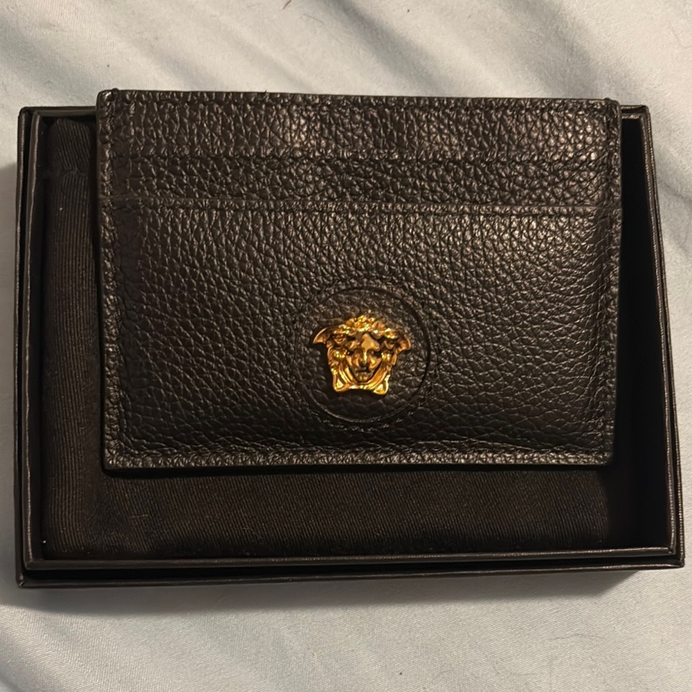 Versace La Medusa Black Card Holder with Gold Medusa Emblem